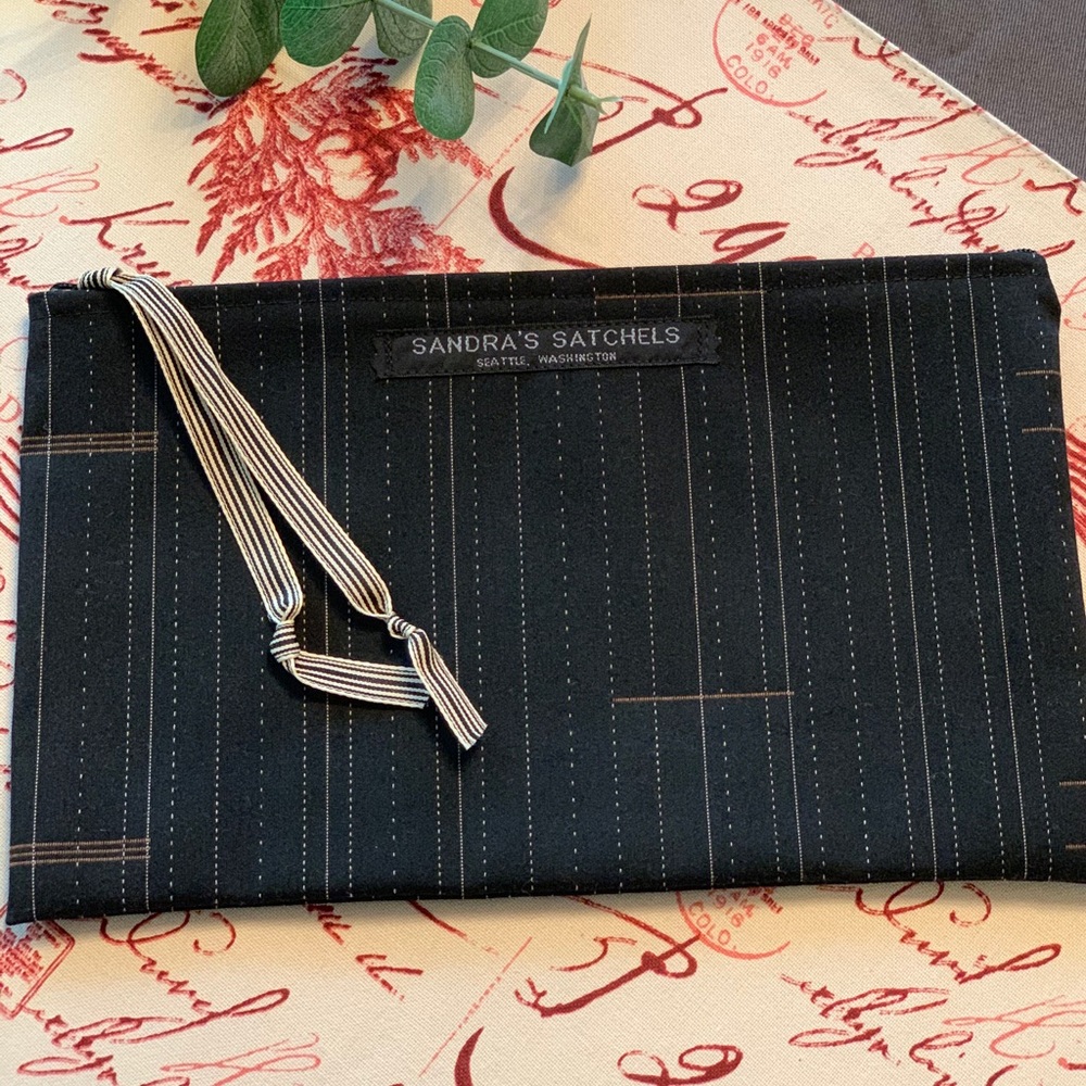 Cosmetic Bag/Zipper Pouch